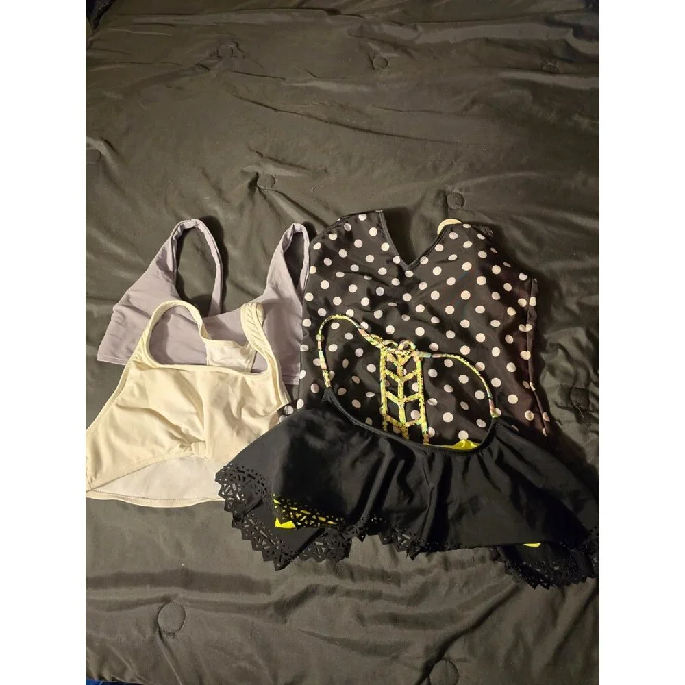 Women’s Swimsuit Tops Lot Bikini Size Large XL 4 Items Bathing Suits Swim
